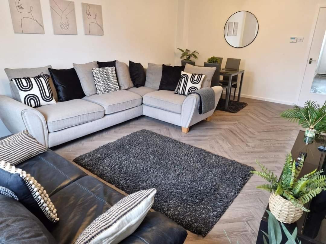 Ferienwohnung Cosy At The Castle Carrickfergus Exterior foto